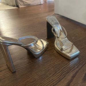 Jeffery Campbell size 9 gold heels